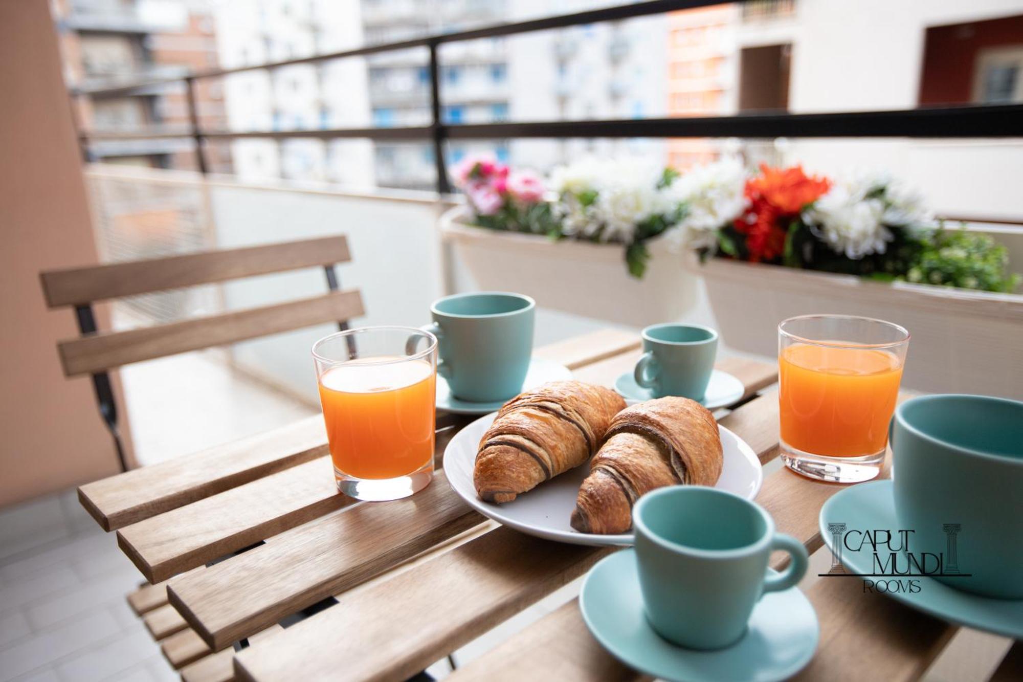 Caput Mundi Rooms - 100Mt To Metro A, Terrace, A-C, 15 Min To Center Roma Ngoại thất bức ảnh